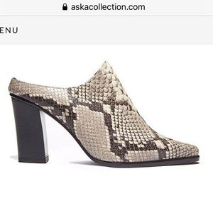 ASKA Calvin Mules Black and White Snakeskin